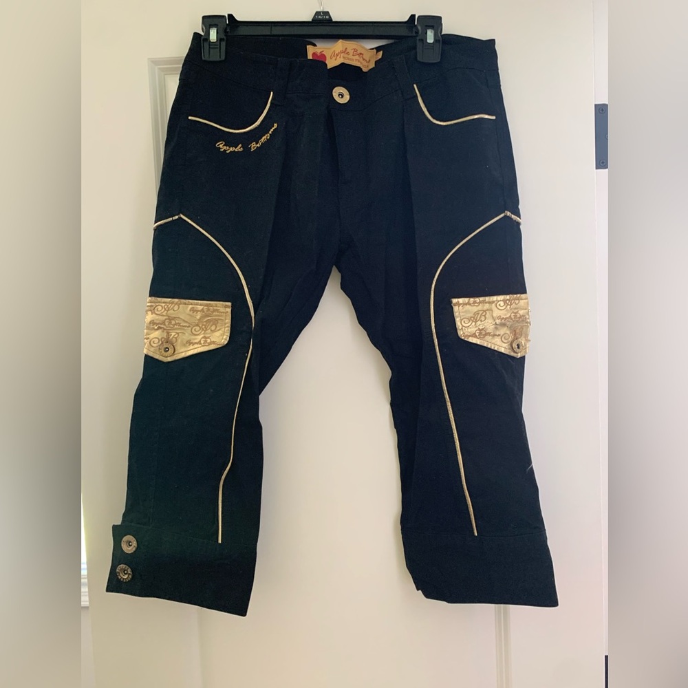 Y2K Apple Bottom black capris size 9/10